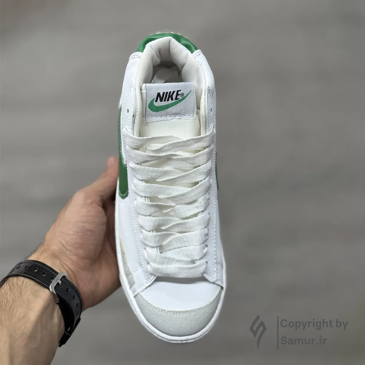 گالری تصاویر کتونی نایک بلیزر سفید سبز ساقدار